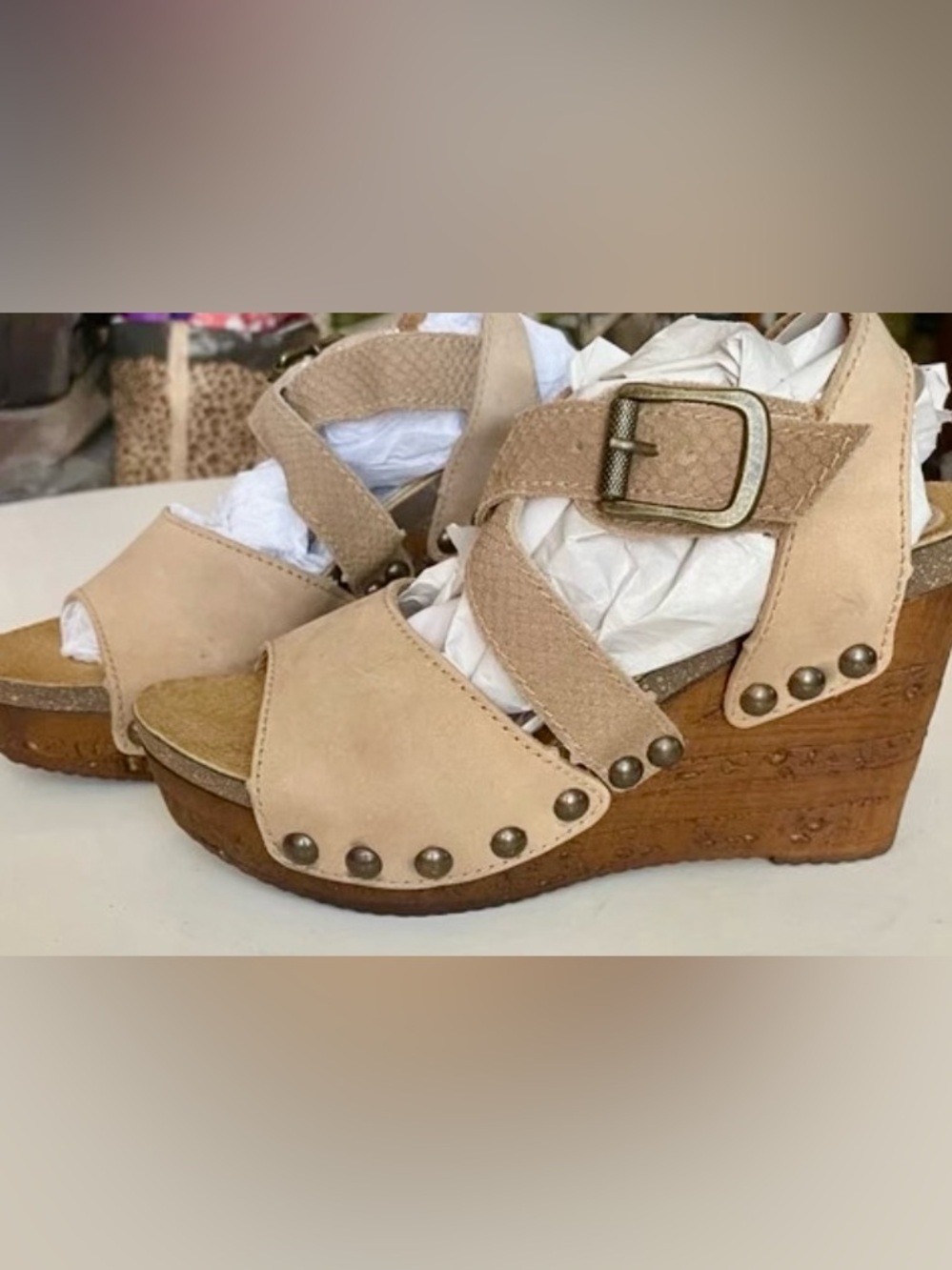 SBICCA - NWOT Beige Suede Wedge Sandals with Stud Detail🌼